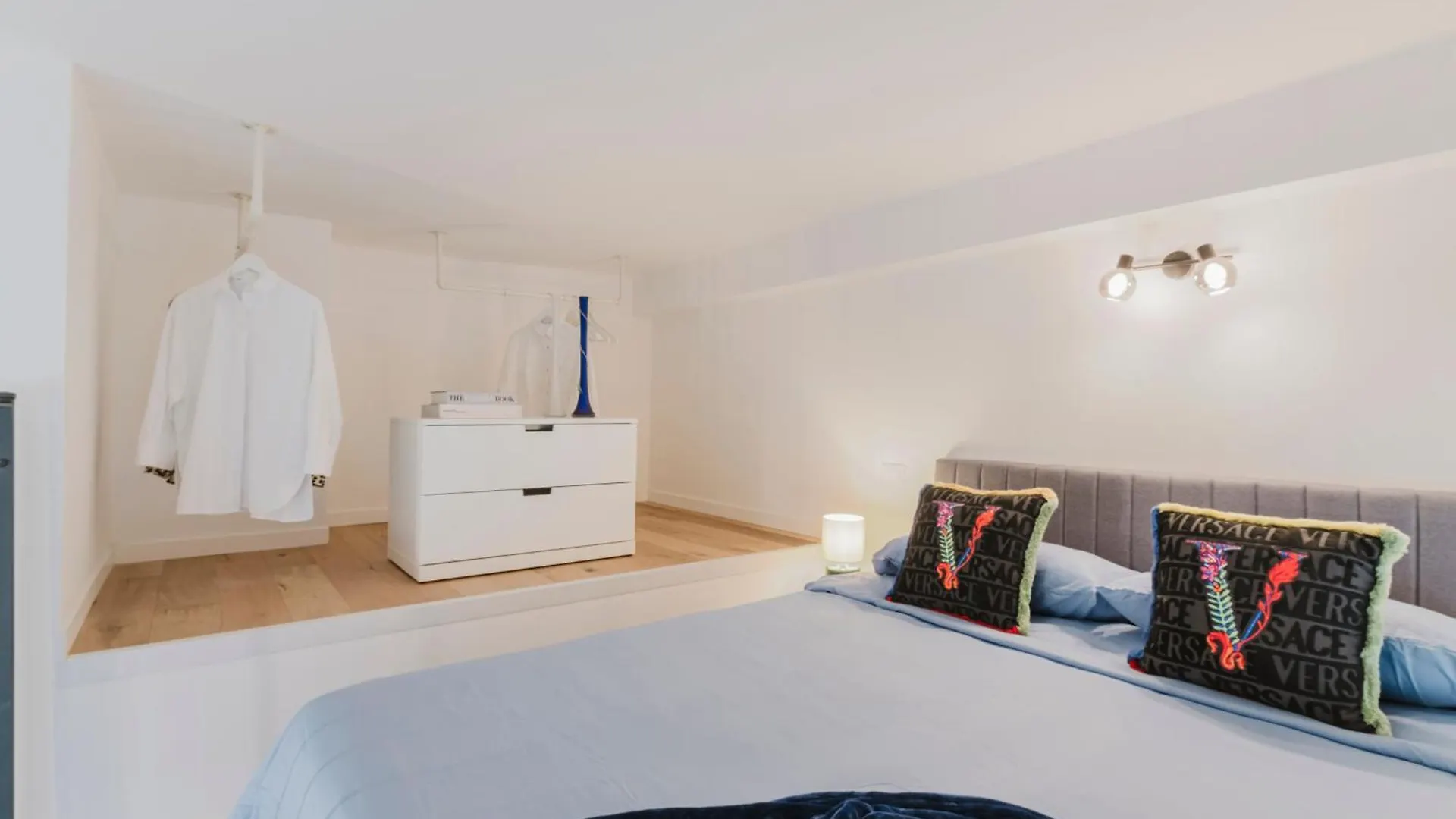 Apartment Casa In Palazzo Liberty - Centrale E Ben Collegato Milan Italy